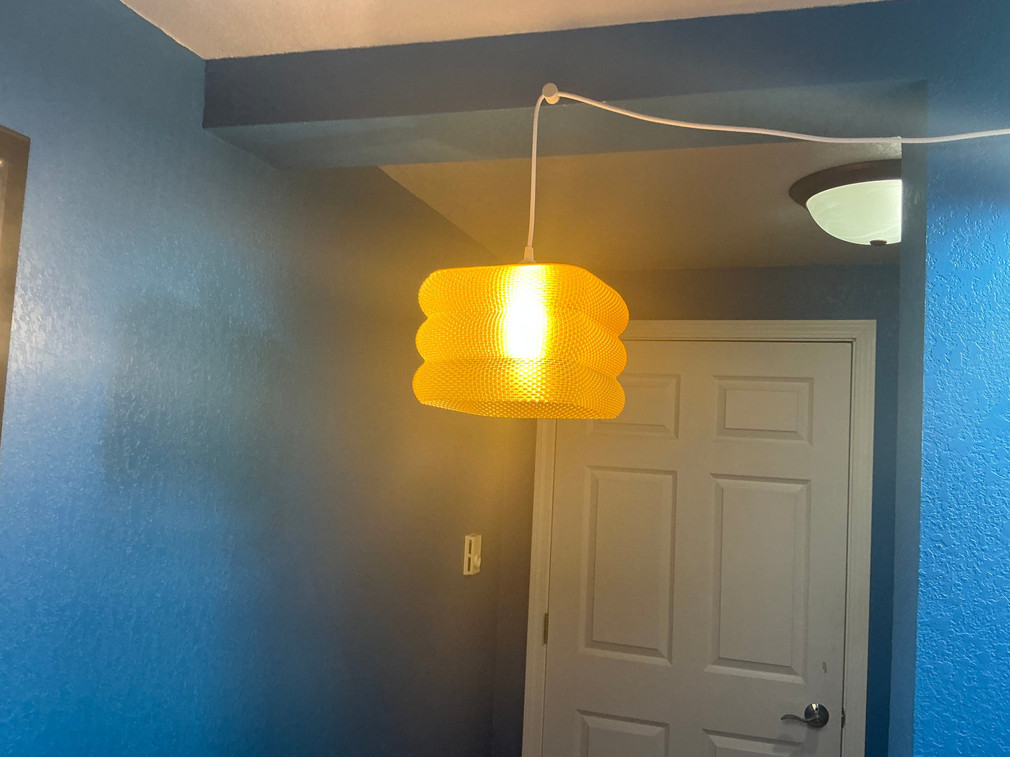 Clara Pendant Light