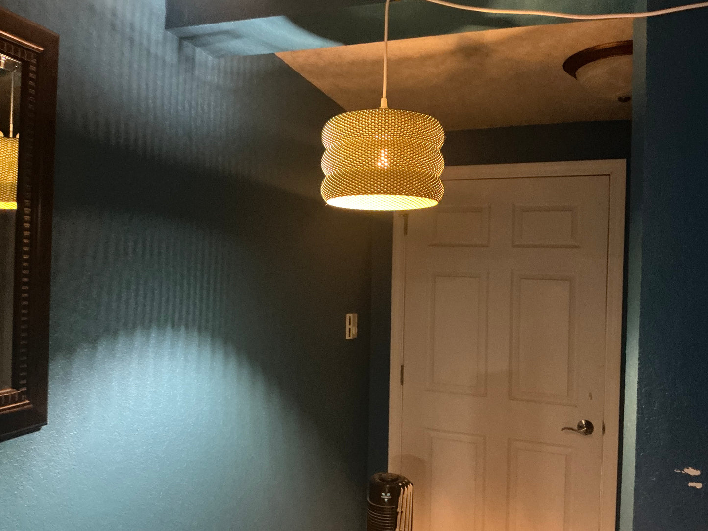 Mara Pendant Light