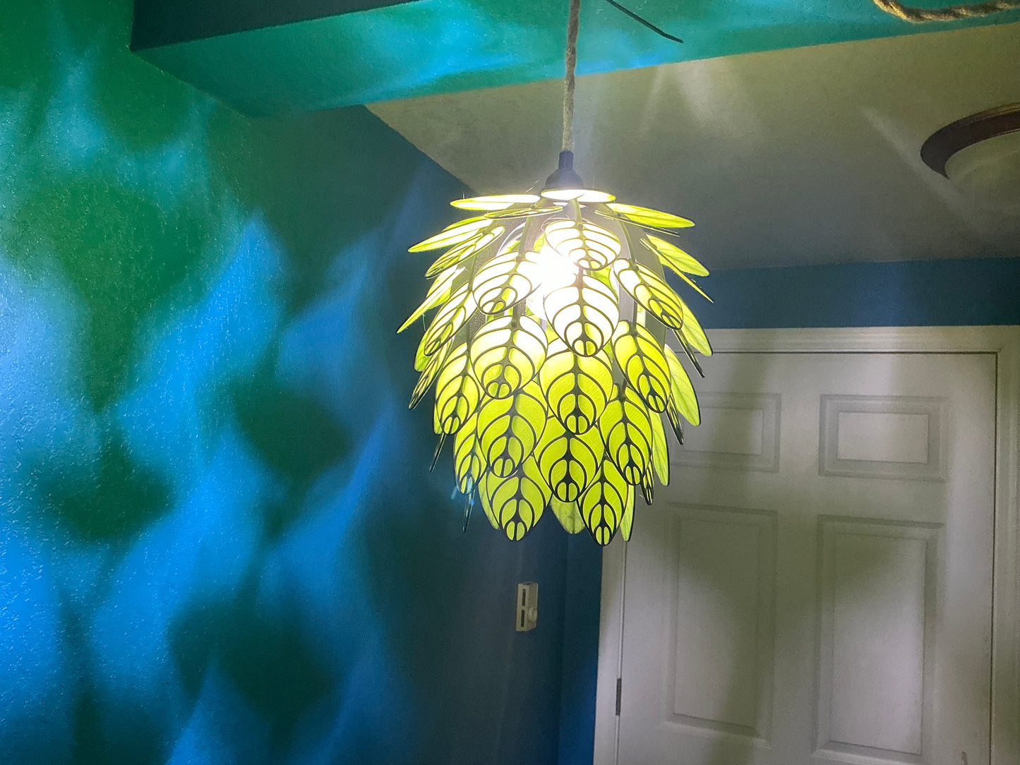 Leaf Pendant Light