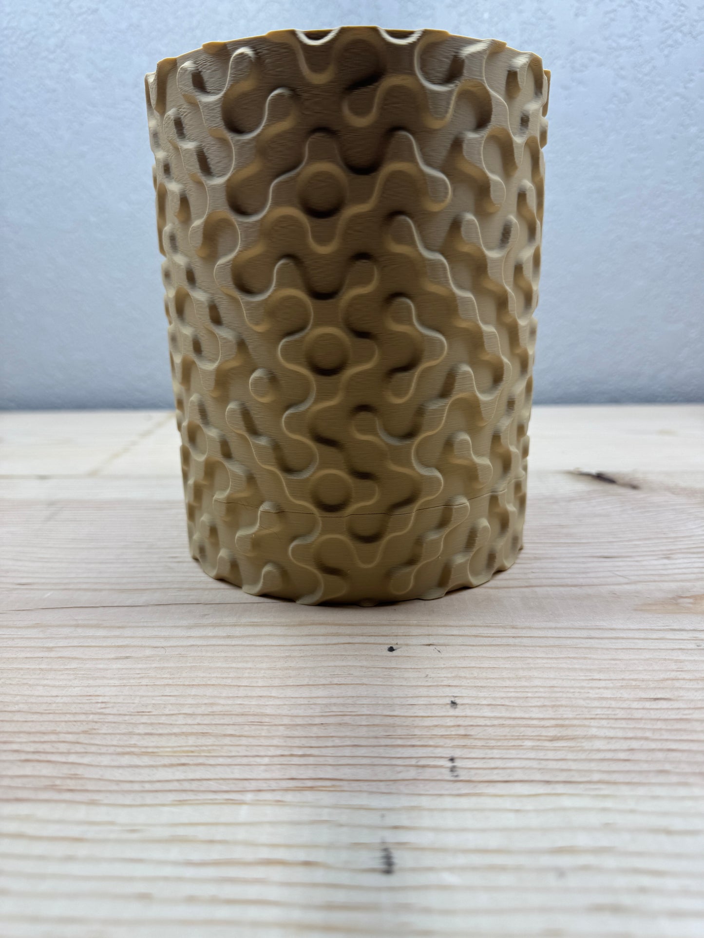 Plant Pot Geo with drip tray