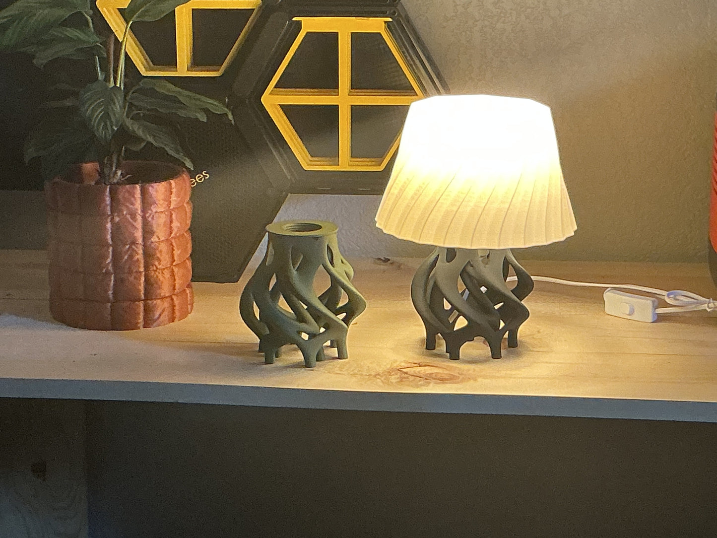 Neuro Table Lamp