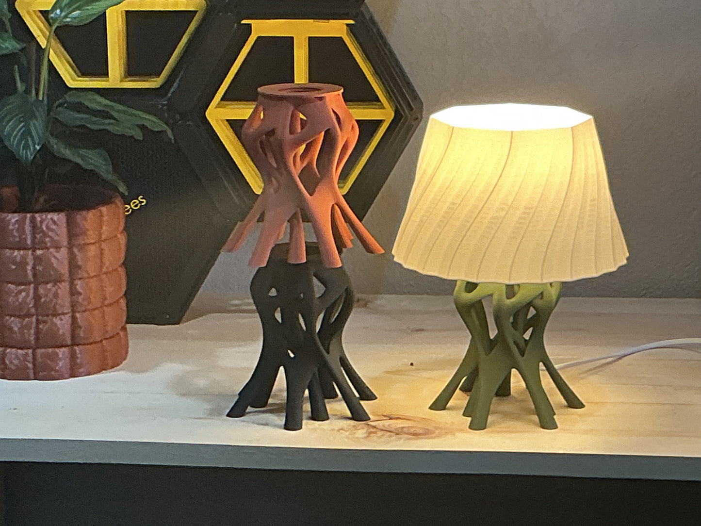 Neuro Table Lamp