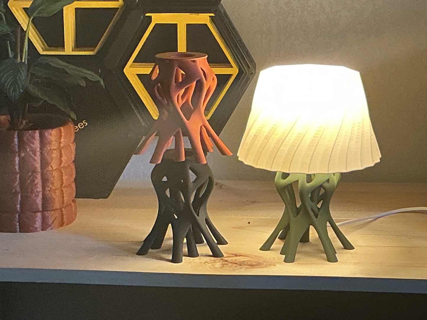 Neuro Table Lamp