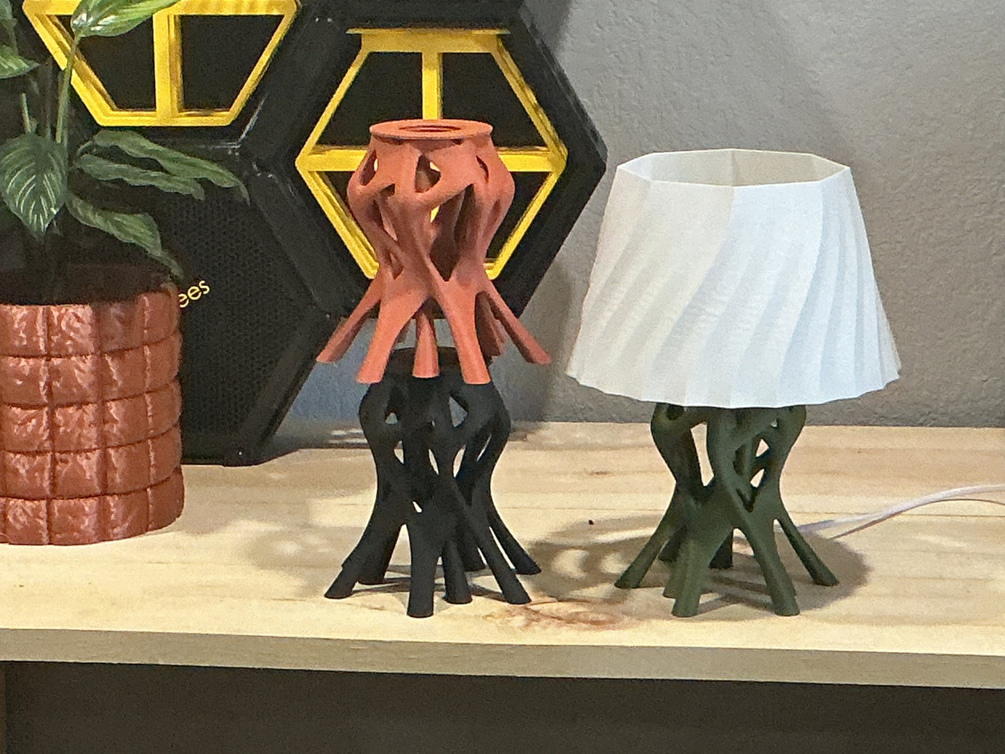 Neuro Table Lamp