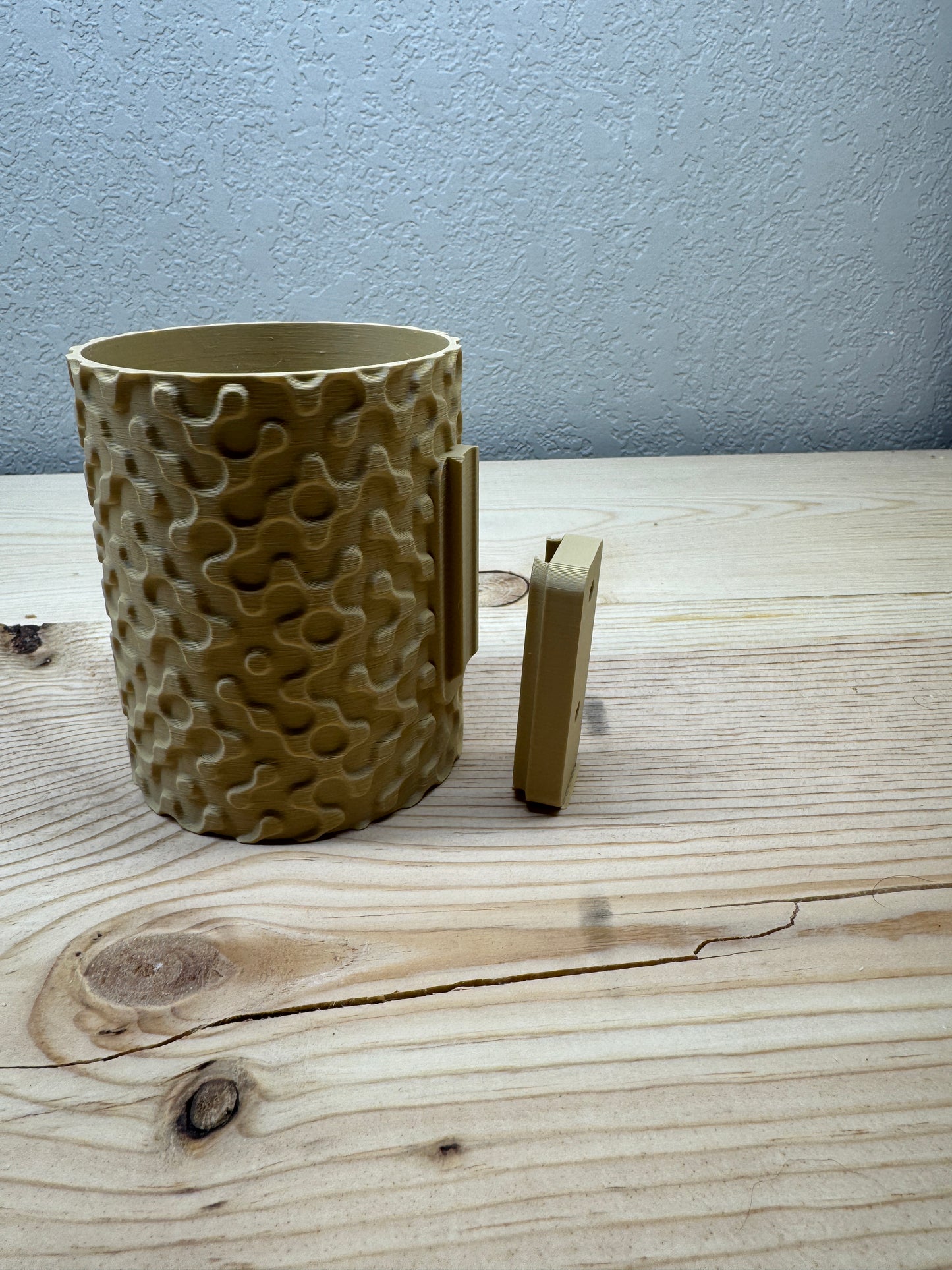 Plant Pot Geo with drip tray