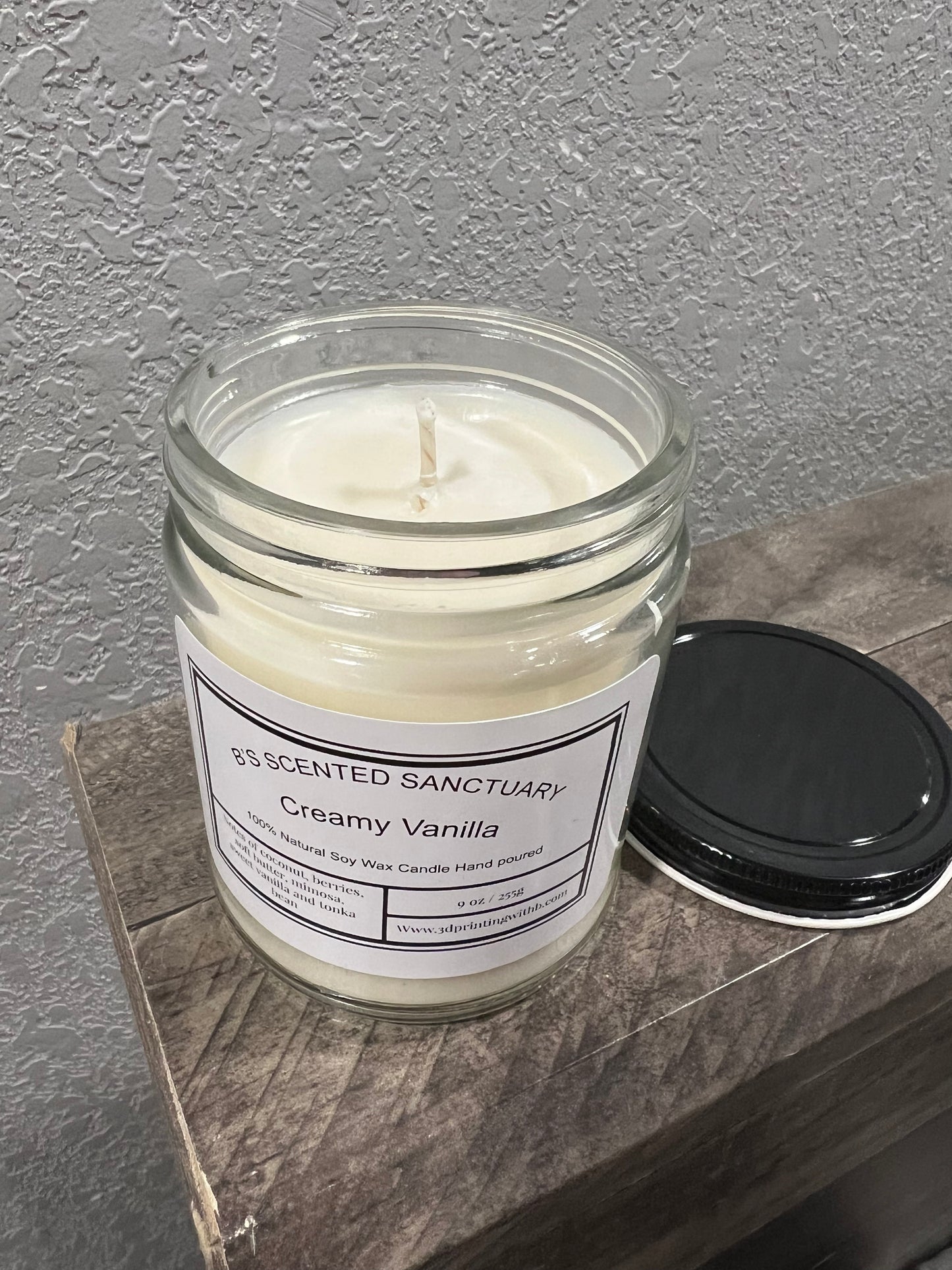 Creamy Vanilla Scented Candle